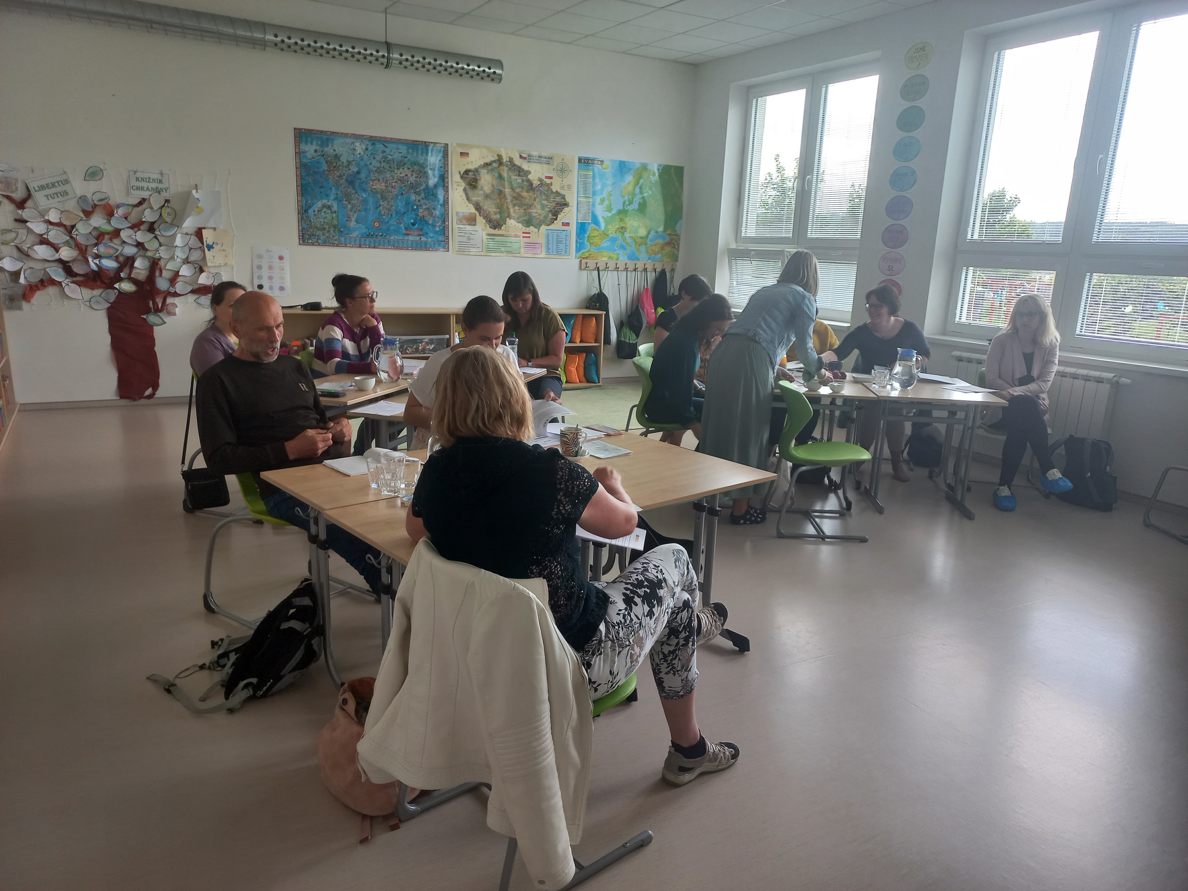 2. seminář z 3dílného cyklu "Práce s nadanými dětmi" s panem lektorem Mgr. Bc. Josefem Roušarem