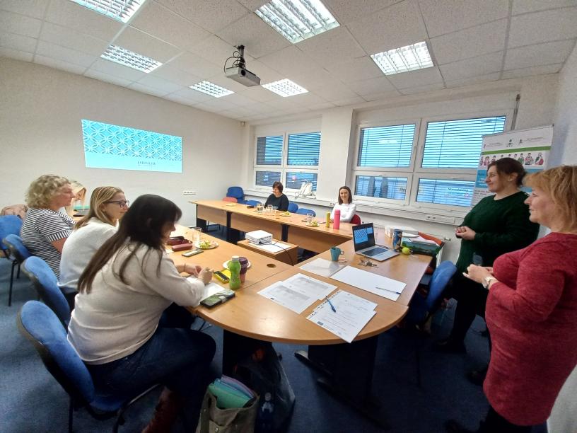 Leváctví, zkřížená a nevyhraněná lateralita u dětí v MŠ a 1. stupni ZŠ a Možnosti nápravy důsledků ambidextrie či zkřížené laterality