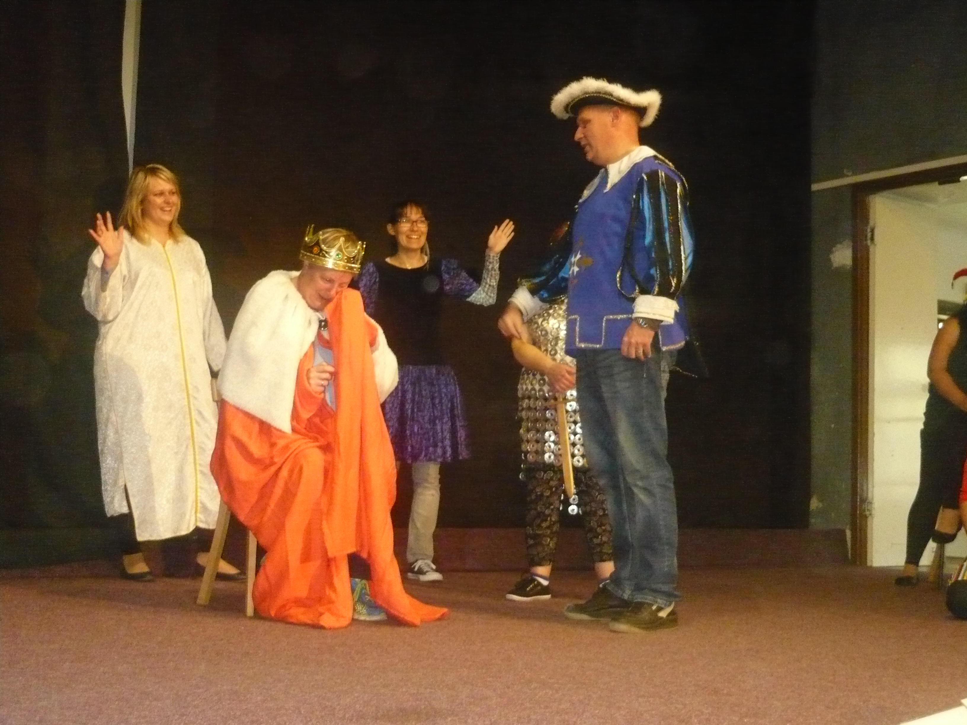 PILOTÁŽ - Dům dětí a mládeže Kamarád Česká Třebová; Projekt: Mámo, táto, pojď si s námi zahrát divadlo!