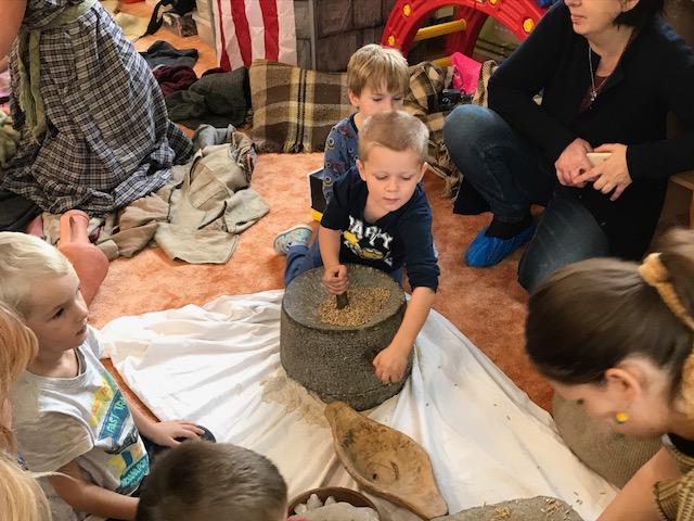 PILOTÁŽ - Mateřská škola Česká Třebová, U Koupaliště; Projekt: Doteky pravěku