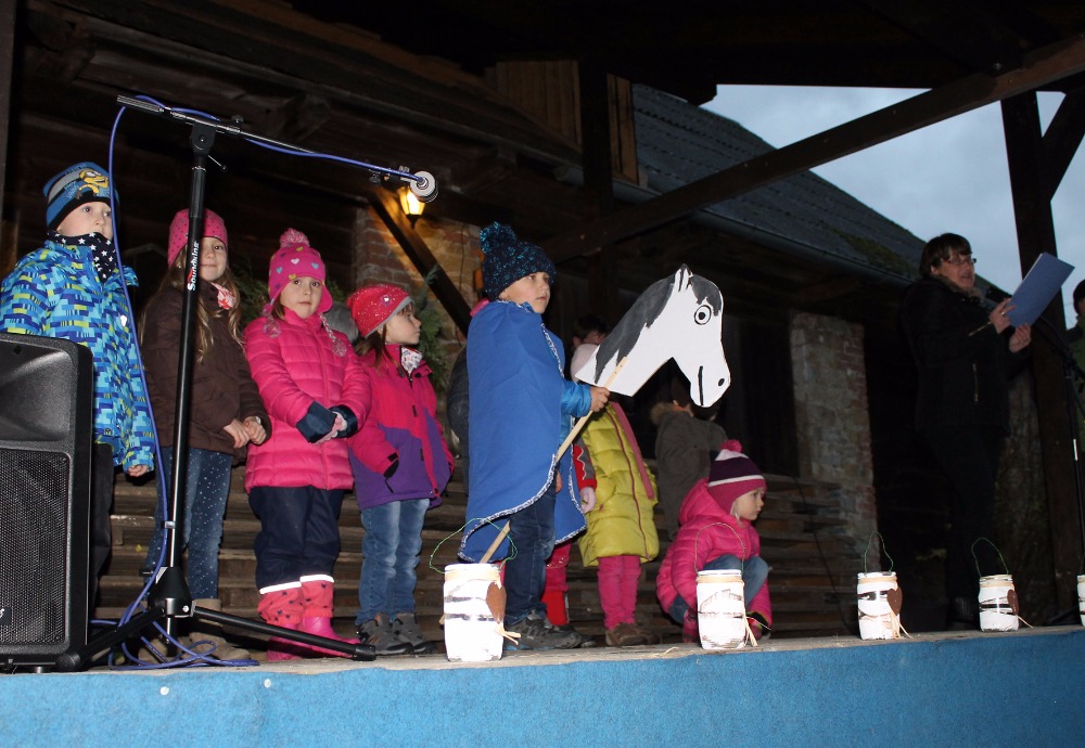 Příklad dobré praxe - Klub žen Helvíkovice, z.s.; Projekt: Svatomartinská slavnost