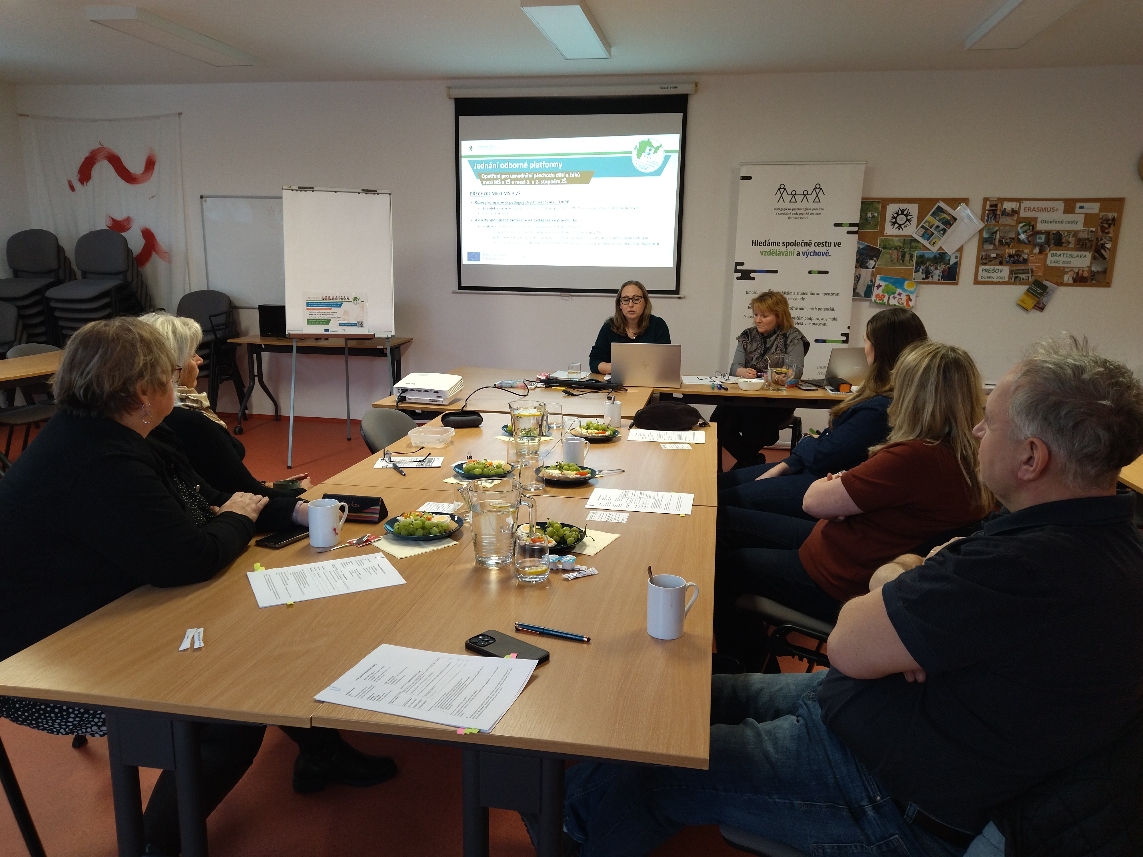 První setkání platformy pro téma přechodu dětí a žáků mezi MŠ a ZŠ a mezi 1. a 2. stupněm ZŠ.