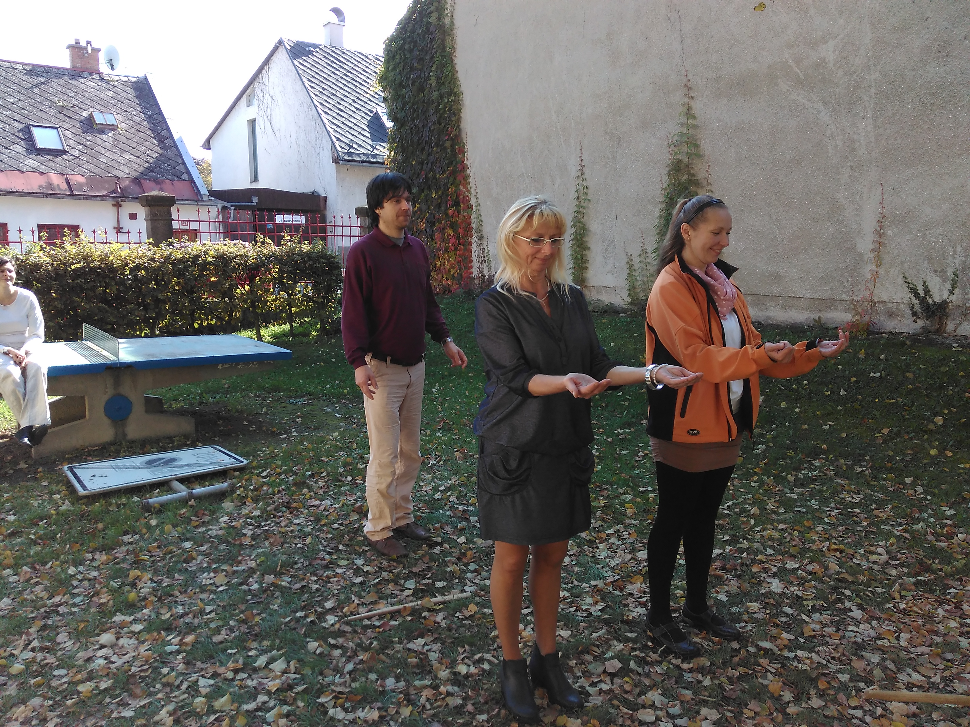 Příklad dobré praxe - Lesní klub Letohrad - Strom života; Projekt: Podpora dalšího vzdělávání - intuitivní pedagogiky, sdílení zkušeností, Beseda o škole Solvik