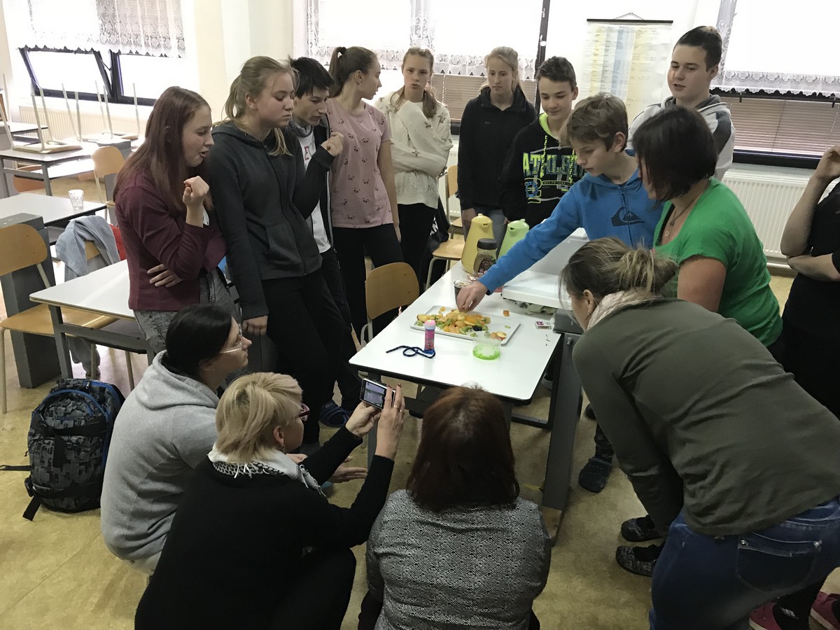 Ukázková hodina na téma Experimentář aneb hrátky se suchým ledem